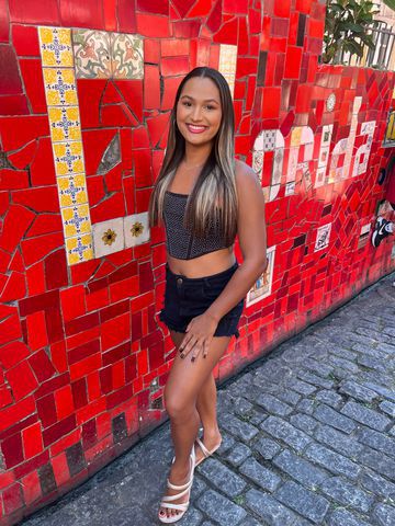 Oi meus amores muito prazer me chamo Elaine.
Instagram: @galegaderecife14
Tenho 21 anos, sou iniciante, e sou nova por aqui…

Sou novinha, limpa e de muito boa índole, para os iniciantes assim como eu não precisam ficar nervosos sou carinhosa e muito paciente garanto que será a melhor experiência que você irá ter, curto de tudo um pouco e com certeza quero que se sintam confortável na hora do sexo para que tenhamos muito prazer,.

Sou dotada tenho 18 cm de puro chocolate, muito safadinha ativa e iva, e louca de tesão pra te satisfazer de prazer e realizar os seus desejos mais profanos.

Atendo em hotéis e motéis, ou em meu local que fica em Prazeres Jaboatão dos Guararapes Rua do cajueiro 590 próximo à estação de metrô 

Quero te fazer gozar de muito prazer.

Também sou modelo do site câmera privê com o nick GALEGA DE RECIFE estou online todos os dias das 16:00 as 0:00. Também realizo shows online pra gente gozar bem gostoso.


Contatos apenas profissionais.
